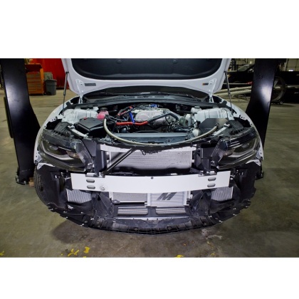 2016+ Camaro 2.0L I4 Mishimoto Oil Cooler Kit - Stealth Black Thermostatic