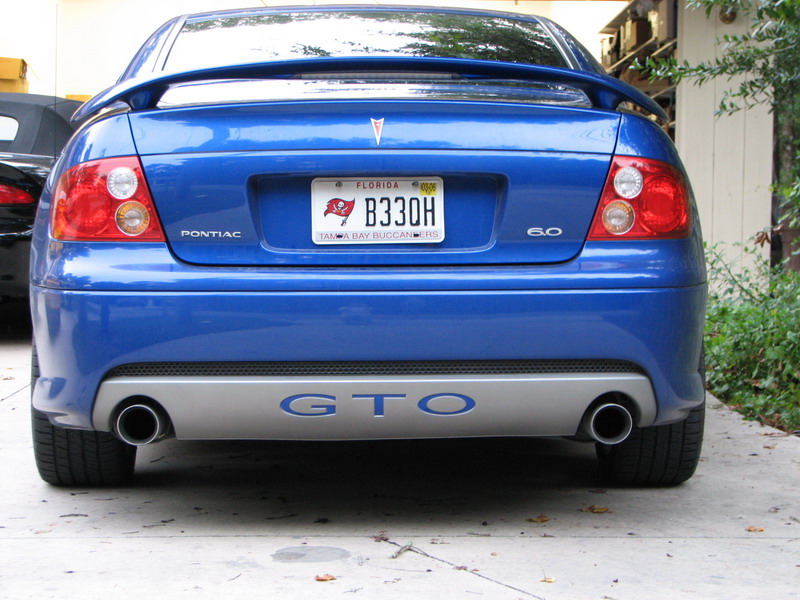 05-06 GTO Rear Vinyl Inserts
