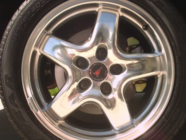 01-02 LS1 GM Wheel Centercap - QB6 Wheel